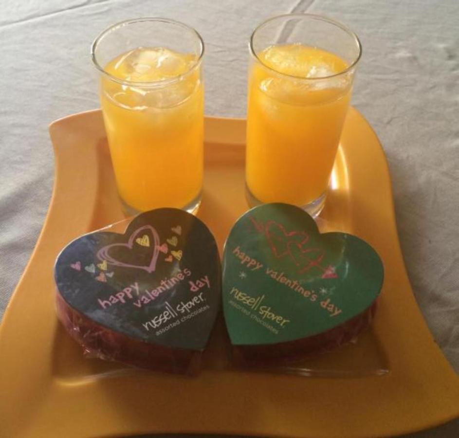 Casa Roble Anejo Bed & Breakfast サンタ・クルス エクステリア 写真