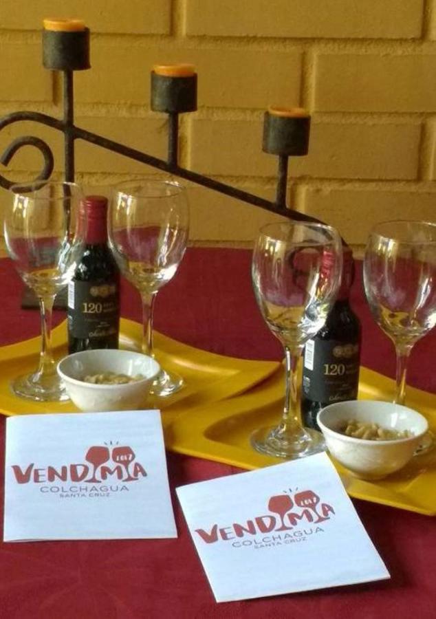 Casa Roble Anejo Bed & Breakfast サンタ・クルス エクステリア 写真