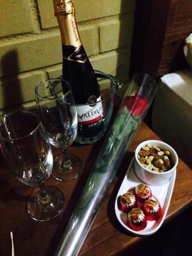 Casa Roble Anejo Bed & Breakfast サンタ・クルス エクステリア 写真
